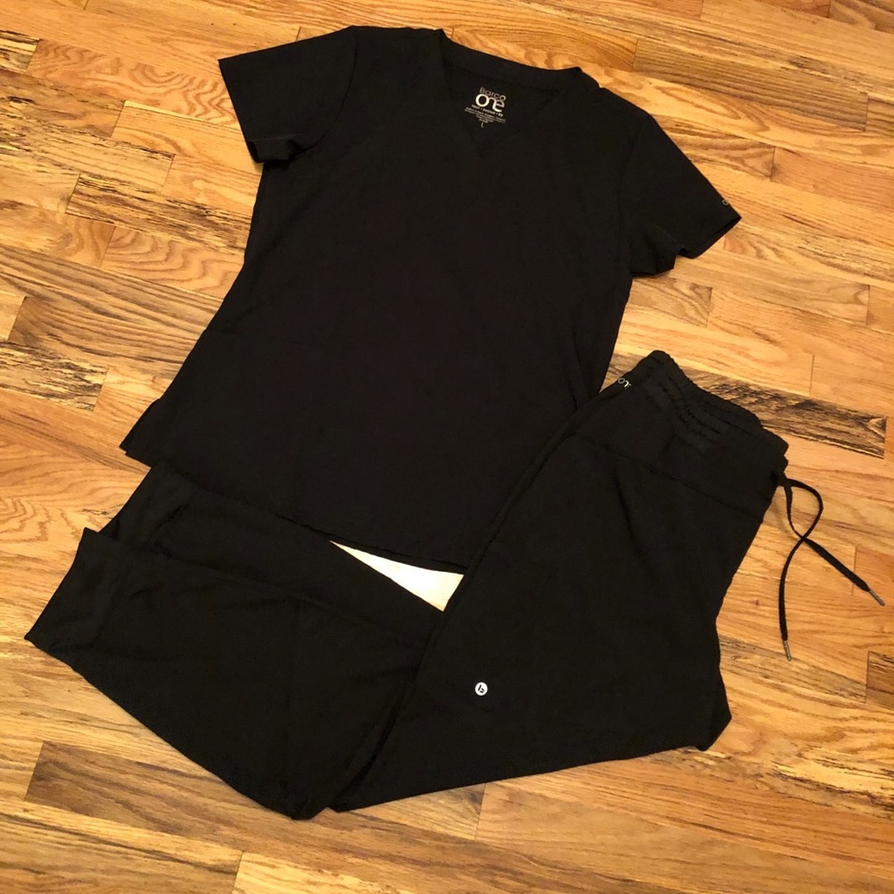 Barco One scrubs